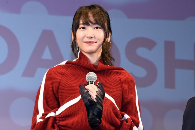 新垣結衣、映画『ミックス。』「金メダルペアとミックス！」試写会に登壇