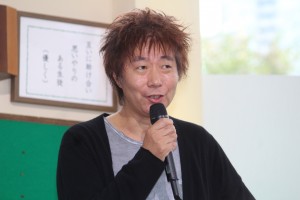 ドラマ『オトナ高校』制作発表記者会見に参加した脚本・橋本裕志氏
