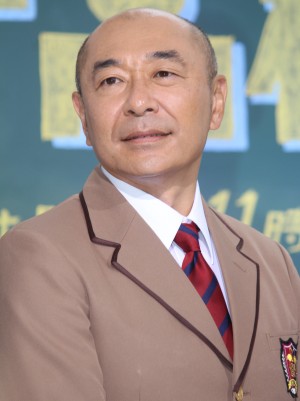 ドラマ『オトナ高校』制作発表記者会見に参加した高橋克実