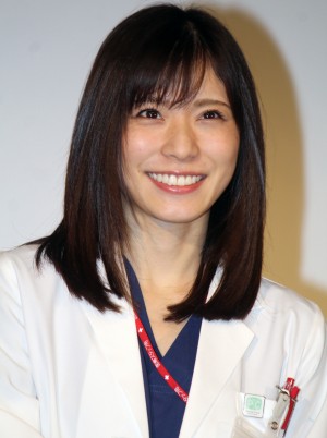 松岡茉優、『コウノドリ』特別試写会＆舞台挨拶に出席