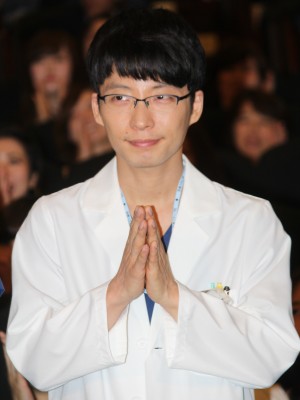 星野源、『コウノドリ』特別試写会＆舞台挨拶に出席