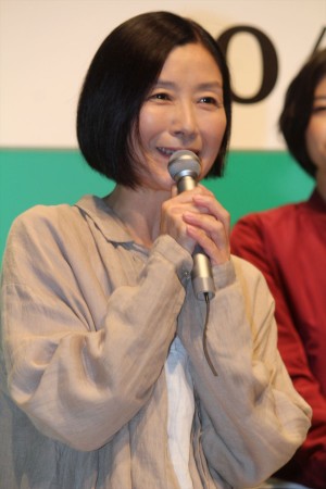 手塚理美、ドラマ『明日の約束』制作発表会見に登壇