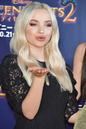 『ディセンダント2』プレミア・イベントに登壇したダヴ・キャメロン