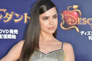 『ディセンダント2』プレミア・イベントに登壇したソフィア・カーソン