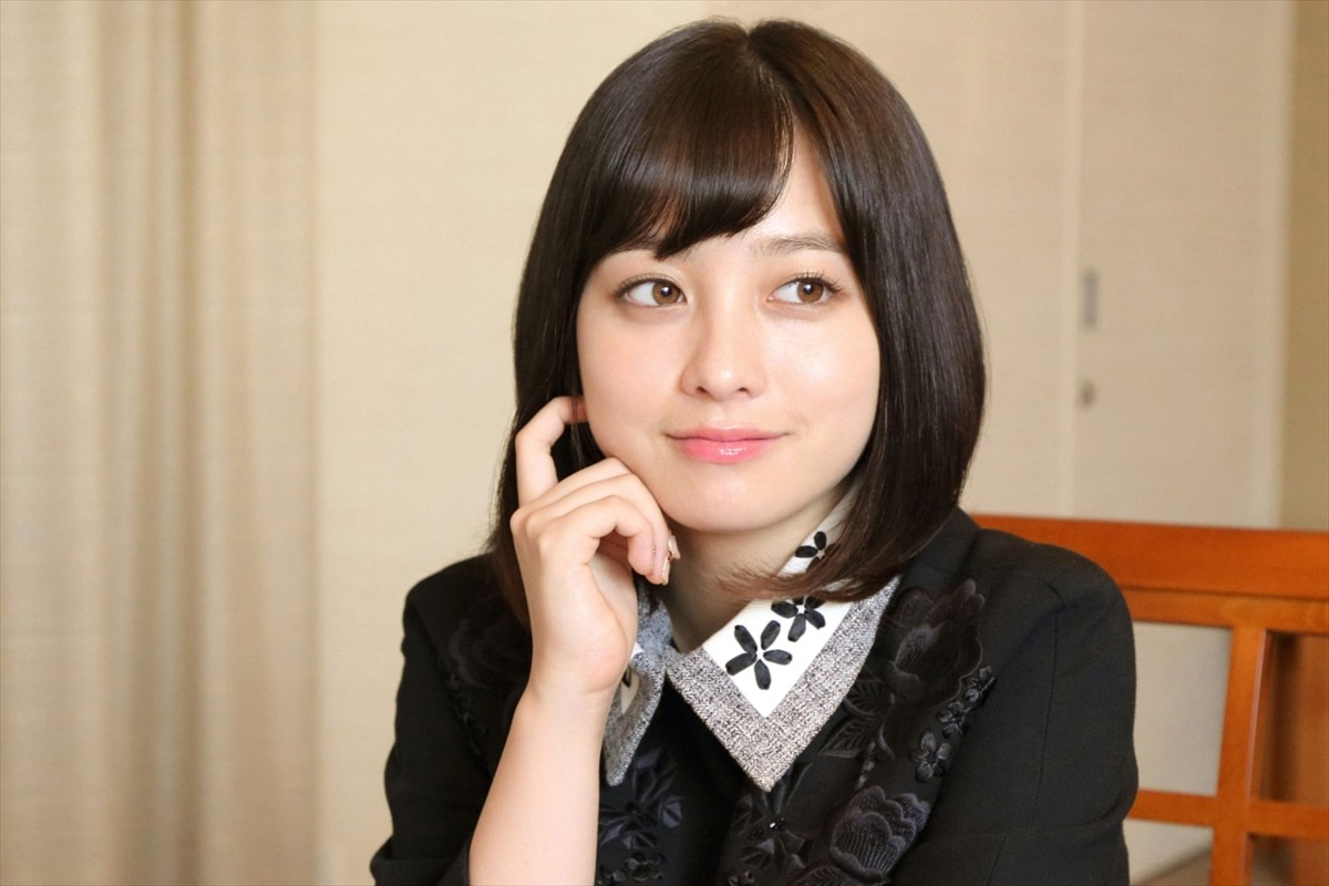 橋本環奈、アイドルから女優へ 快進撃の裏に「仕事に対する変わらぬスタンス」