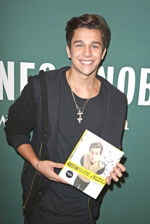 オースティン・マホーン