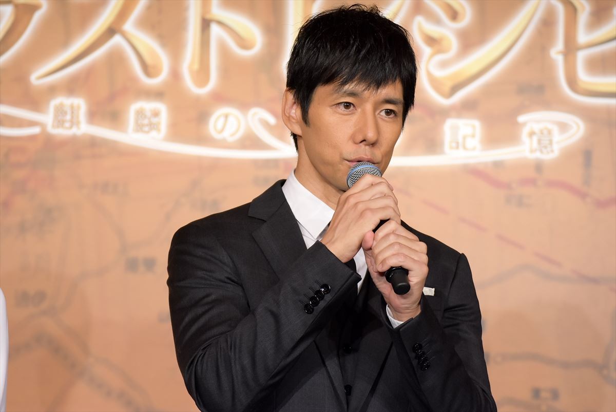 嵐・二宮和也、主演作と帝国ホテルの“意外な繋がり”に驚き 幻のレシピに舌鼓も