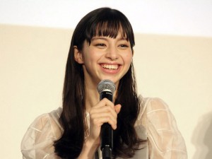 中条あやみ、『覆面系ノイズ』完成披露試写会イベントに登場