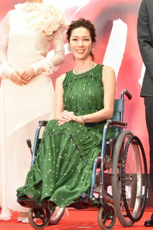 山本未來、「第30回東京国際映画祭」オープニング＆レッドカーペットに登場