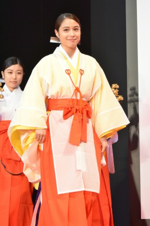 広瀬アリス、「第30回東京国際映画祭」オープニング＆レッドカーペットに登場