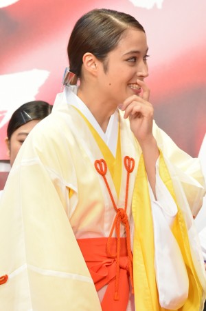 広瀬アリス、「第30回東京国際映画祭」オープニング＆レッドカーペットに登場