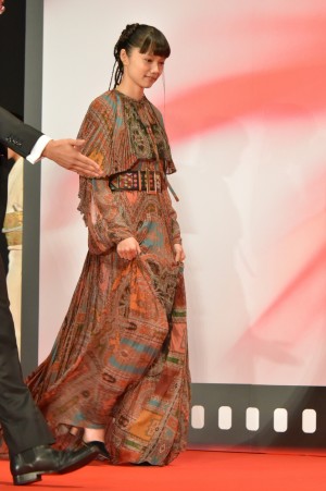 宮崎あおい、「第30回東京国際映画祭」オープニング＆レッドカーペットに登場