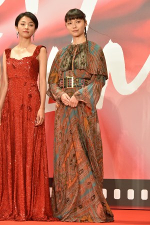 宮崎あおい、「第30回東京国際映画祭」オープニング＆レッドカーペットに登場