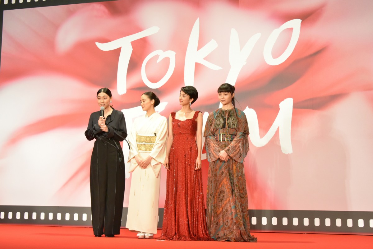 ＜TIFF2017＞チーム「85年組」安藤サクラ＆蒼井優＆満島ひかり＆宮崎あおい「厄なんてフッ飛ばす」