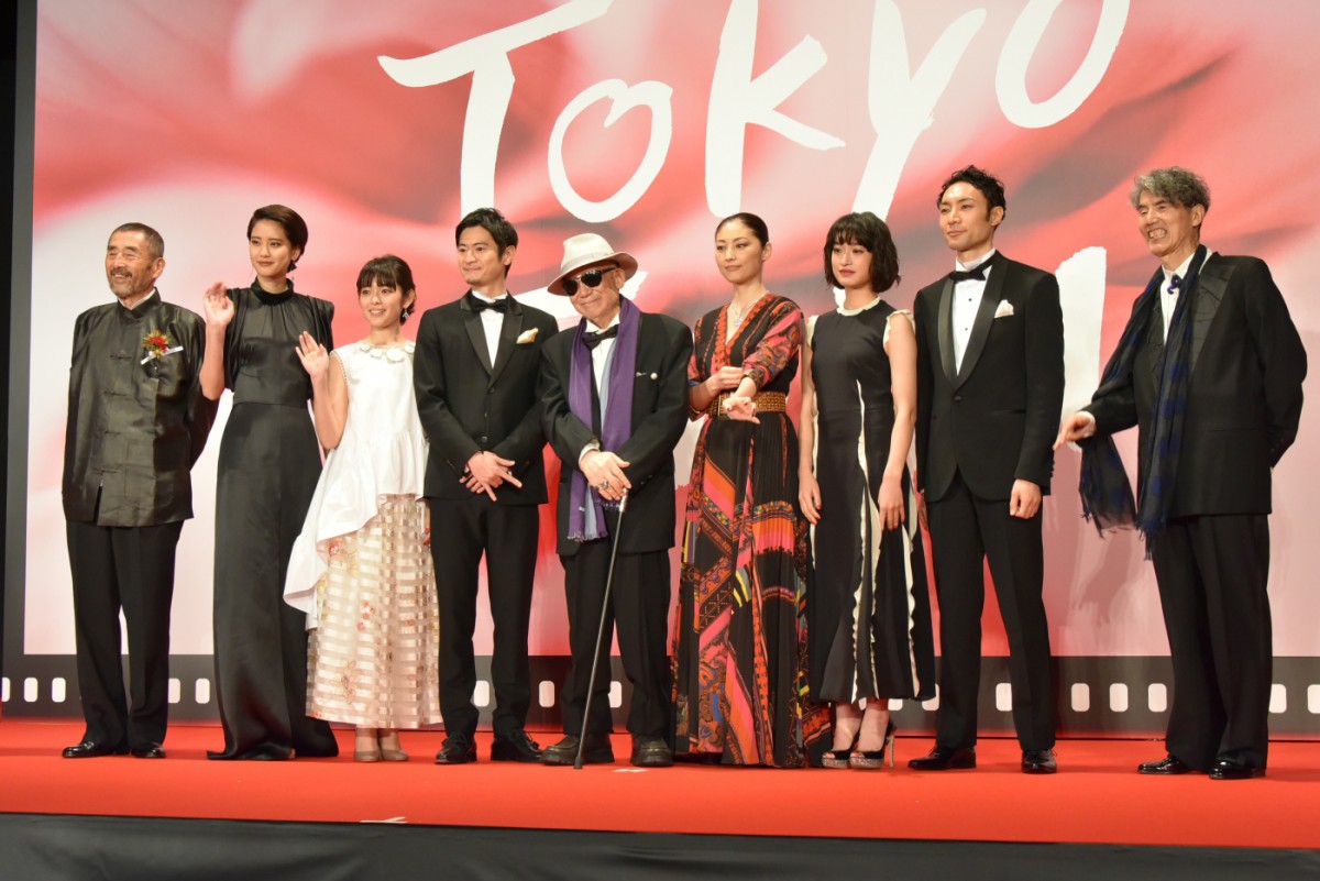 ＜TIFF2017＞大林宣彦監督、常盤貴子、門脇麦らと気丈にレッドカーペットを闊歩