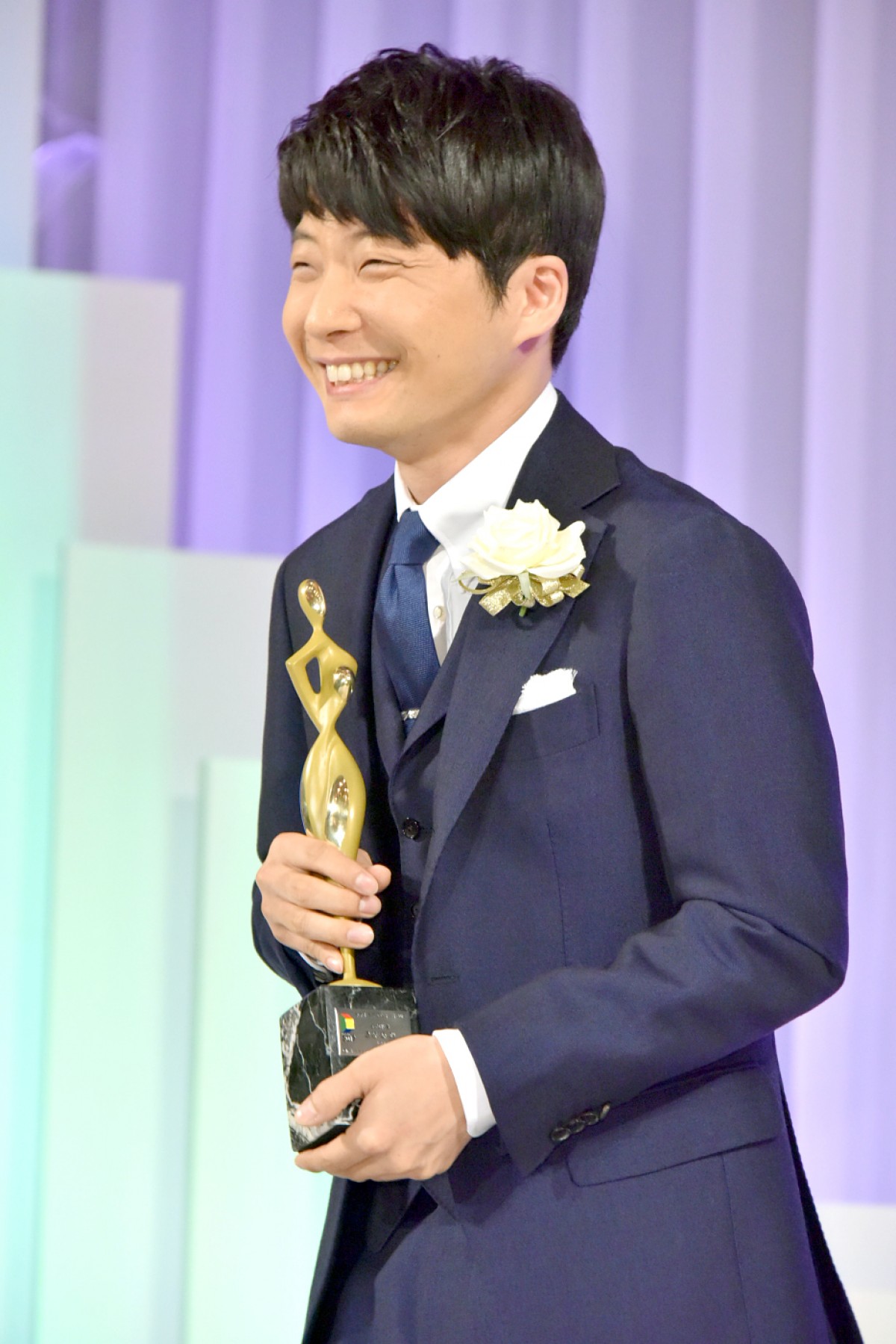 ＜ドラマアウォード2017＞新垣結衣＆星野源、5冠達成の『逃げ恥』は「幸せな時間」