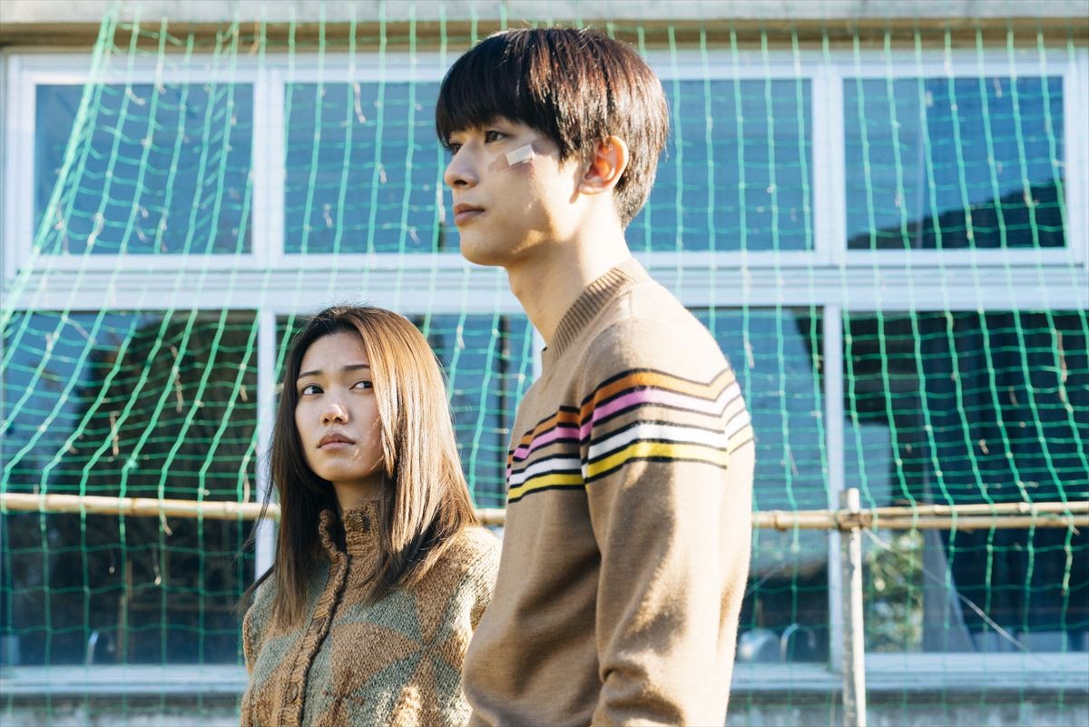 二階堂ふみ×吉沢亮『リバーズ・エッジ』、原作カバー再現のビジュアル公開