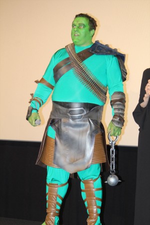 『マイティ・ソー バトルロイヤル』吹替版完成披露イベントに登壇した元大関の把瑠都