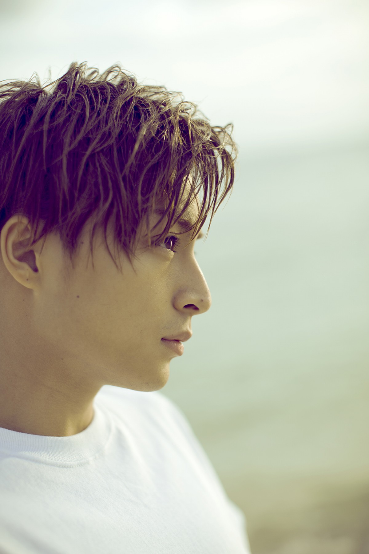 白濱亜嵐、初のソロ写真集発売決定！ DVD付きでメイキング動画も収録