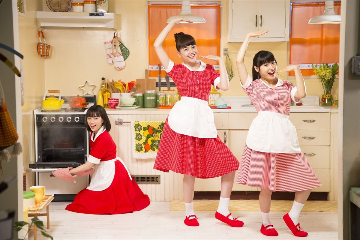 土屋太鳳はキレキレ、広瀬すず＆松井愛莉は苦戦!? 高難度ダンスに挑戦の新CM公開