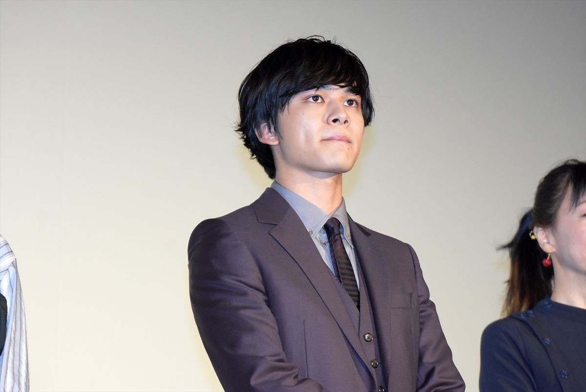 松岡茉優、独特な表現で主演作をアピール「忘れられない人がいる人のお葬式場になる」