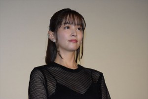 石橋杏奈、東京国際映画祭公式上映『勝手にふるえてろ』舞台挨拶に登壇