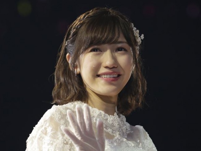 渡辺麻友 卒業コンサートで大粒の涙 私が信じて歩んだ道は間違ってなかった 17年11月1日 写真 エンタメ ニュース クランクイン