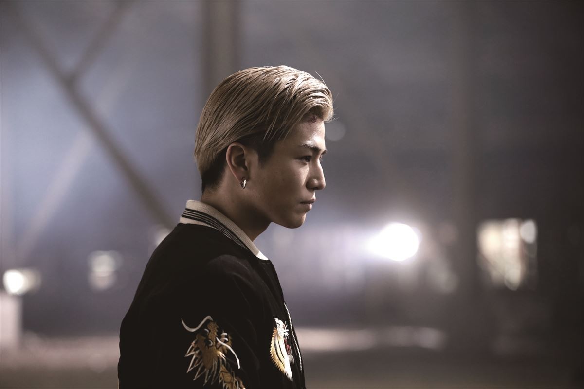 『HiGH&LOW THE MOVIE 3 / FINAL MISSION』より、コブラ(岩田剛典)