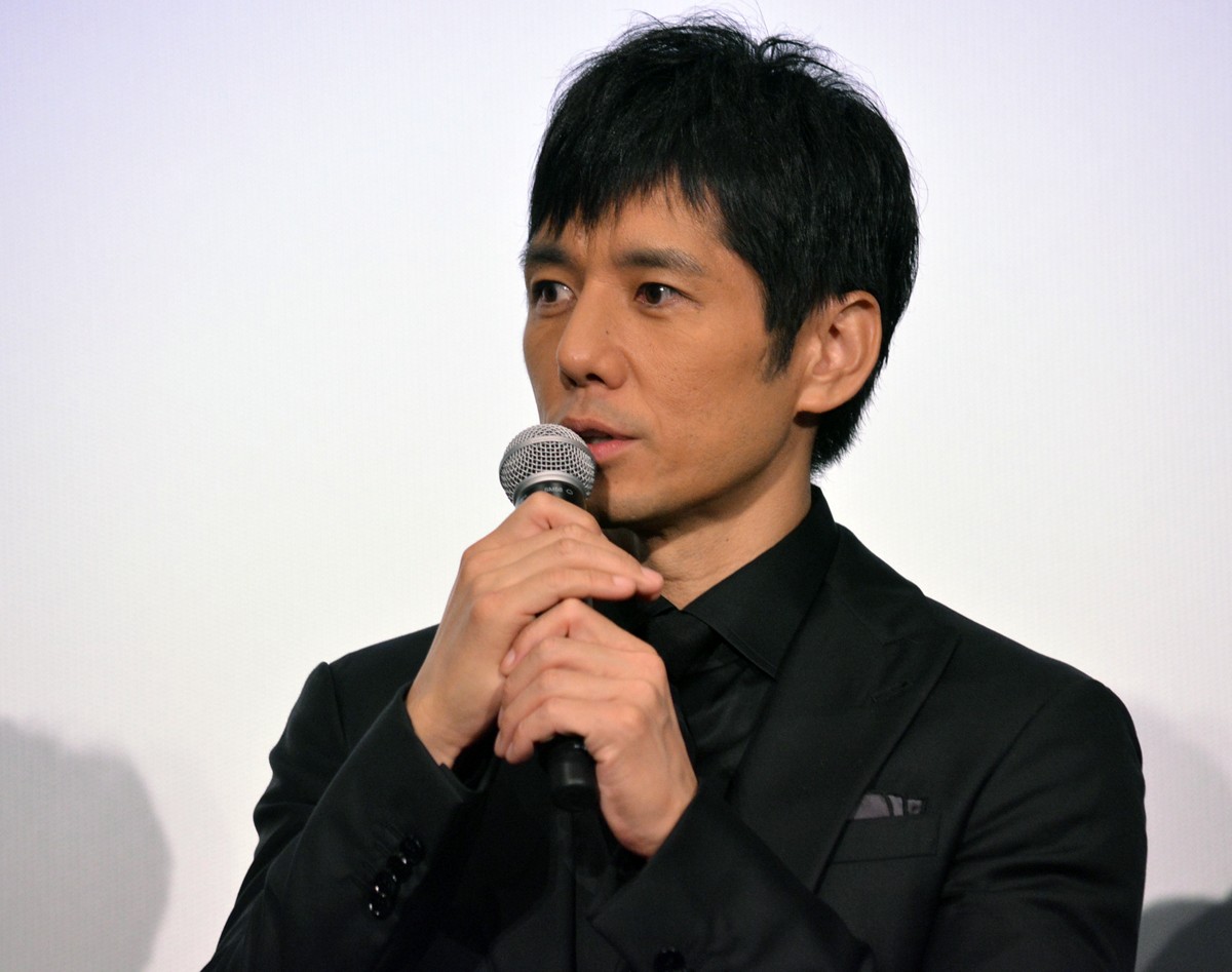 二宮和也、嵐デビュー18周年記念日に新劇場で主演映画公開を迎え感無量