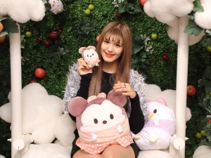 「Disney ufufy」の期間限定ポップアップストアに人気モデルの紗蘭が来店