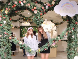 「Disney ufufy」の期間限定ポップアップストアに人気モデルの紗蘭＆mimが来店