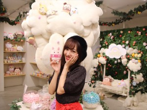 「Disney ufufy」の期間限定ポップアップストア「雲の上のufufyガーデン」に人気モデルの前田希美が来店