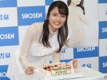 写真集『Anniversary』発売記念イベントを開催した水谷果穂