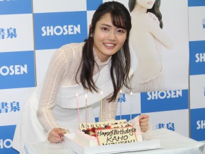 写真集『Anniversary』発売記念イベントを開催した水谷果穂