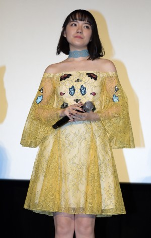 映画『氷菓』初日舞台挨拶に出席した小島藤子