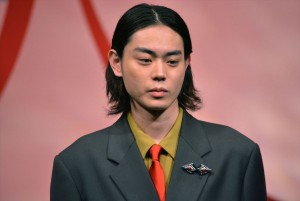 菅田将暉、映画『火花』完成披露試写会に登壇