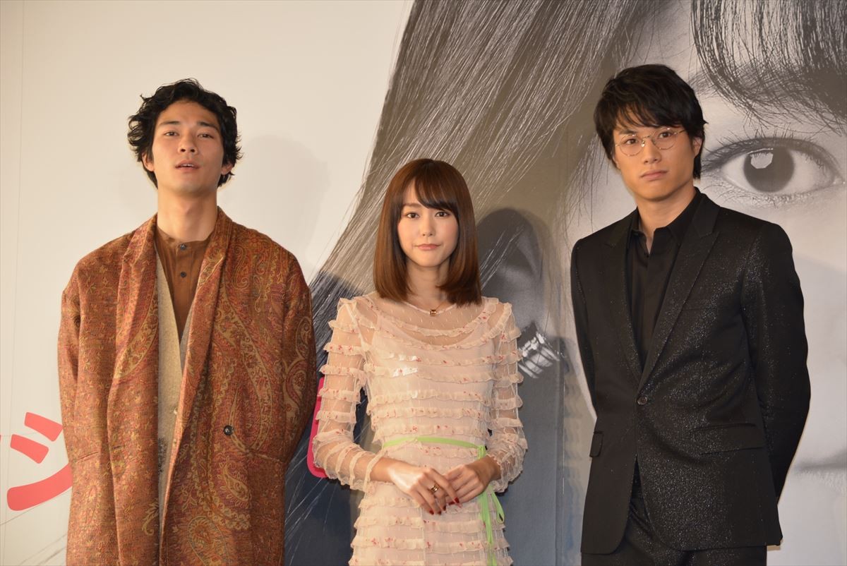 桐谷美玲、鈴木伸之からブルガリのネックレス“ハグつけ” に「照れちゃいます！」