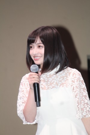 『ときめくスイーツ ‐光り輝くあま～い贈り物‐』点灯式に登場した橋本環奈