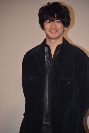 瑛太、映画『光』プレミア試写会舞台挨拶に登壇