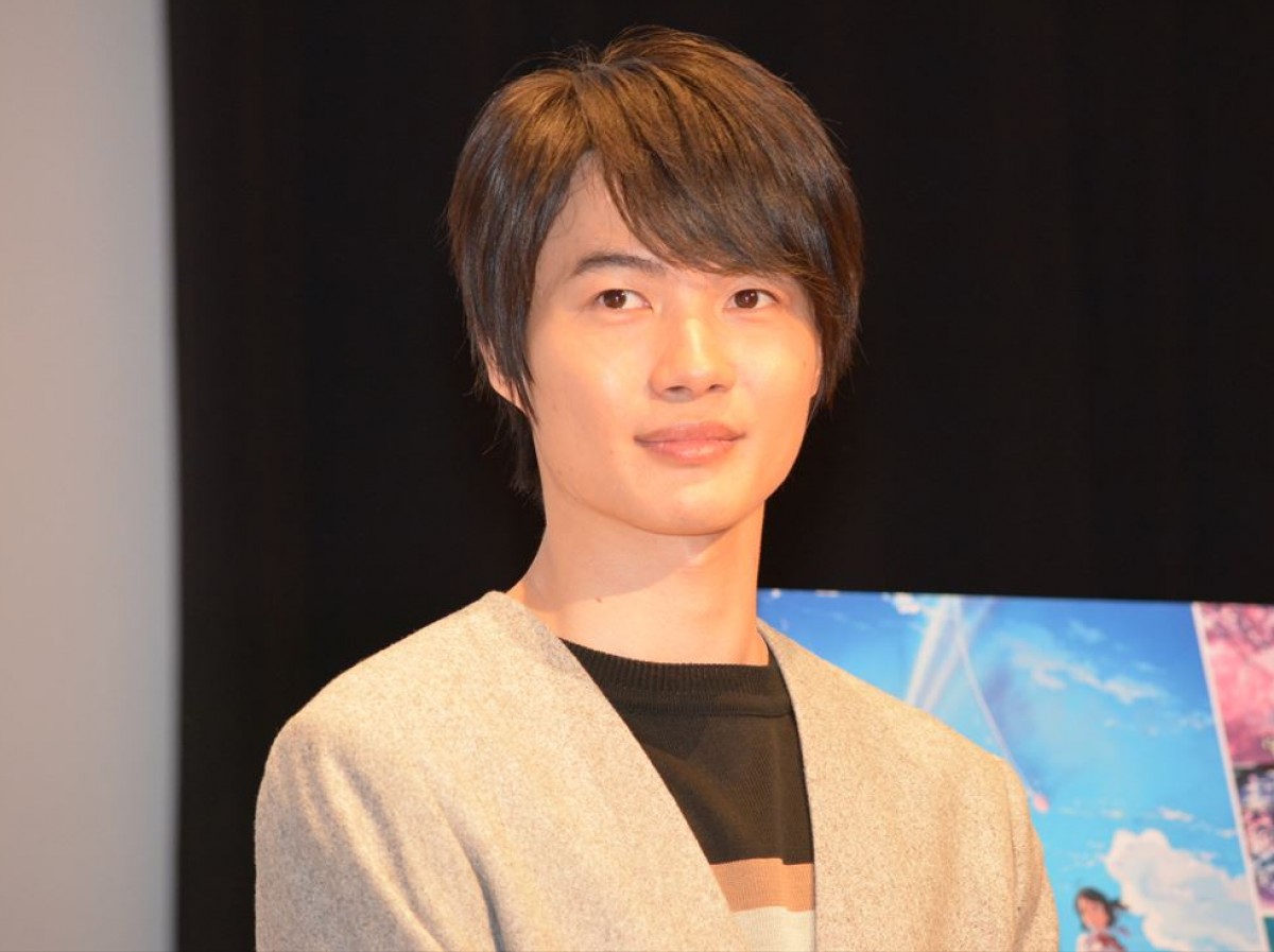 神木隆之介、“本当に素敵”と太鼓判 『君の名は。』主人公デート場所で新海誠展が開催