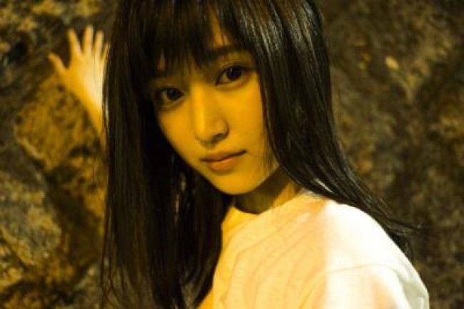 福本莉子ファースト写真集『はじめての恋人』より