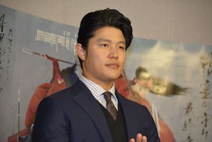 鈴木亮平、NHK大河ファンタジー『精霊の守り人～最終章～』試写会・会見に登場