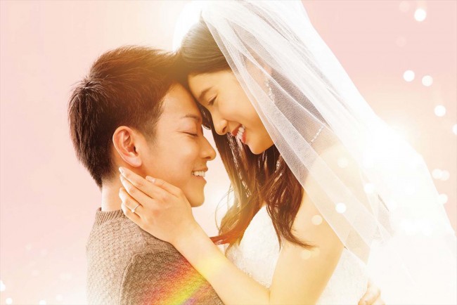 佐藤健×土屋太鳳、映画『8年越しの花嫁 奇跡の実話』スペシャルトレーラー解禁!