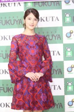 若月佑美、写真集『パレット』発売記念お渡し会・合同取材の様子