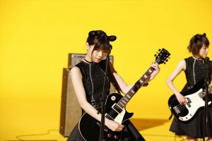 乃木坂46メンバー出演、マウスコンピューター新CM「マウスバンド」篇