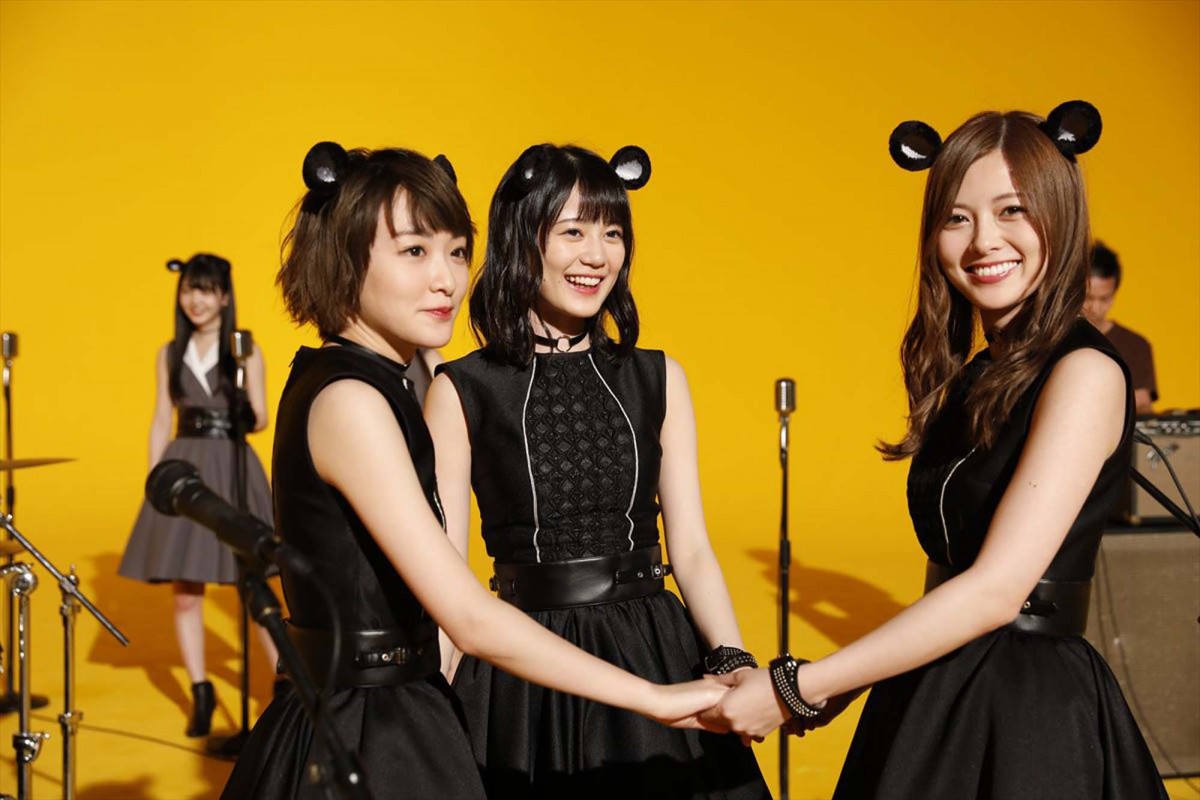 乃木坂46・白石麻衣、生田絵梨花らがバンド結成!?　マウスコンピューター新CM