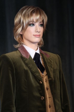 柚香光、宝塚歌劇花組公演 ミュージカル・ゴシック『ポーの一族』制作発表会に登壇