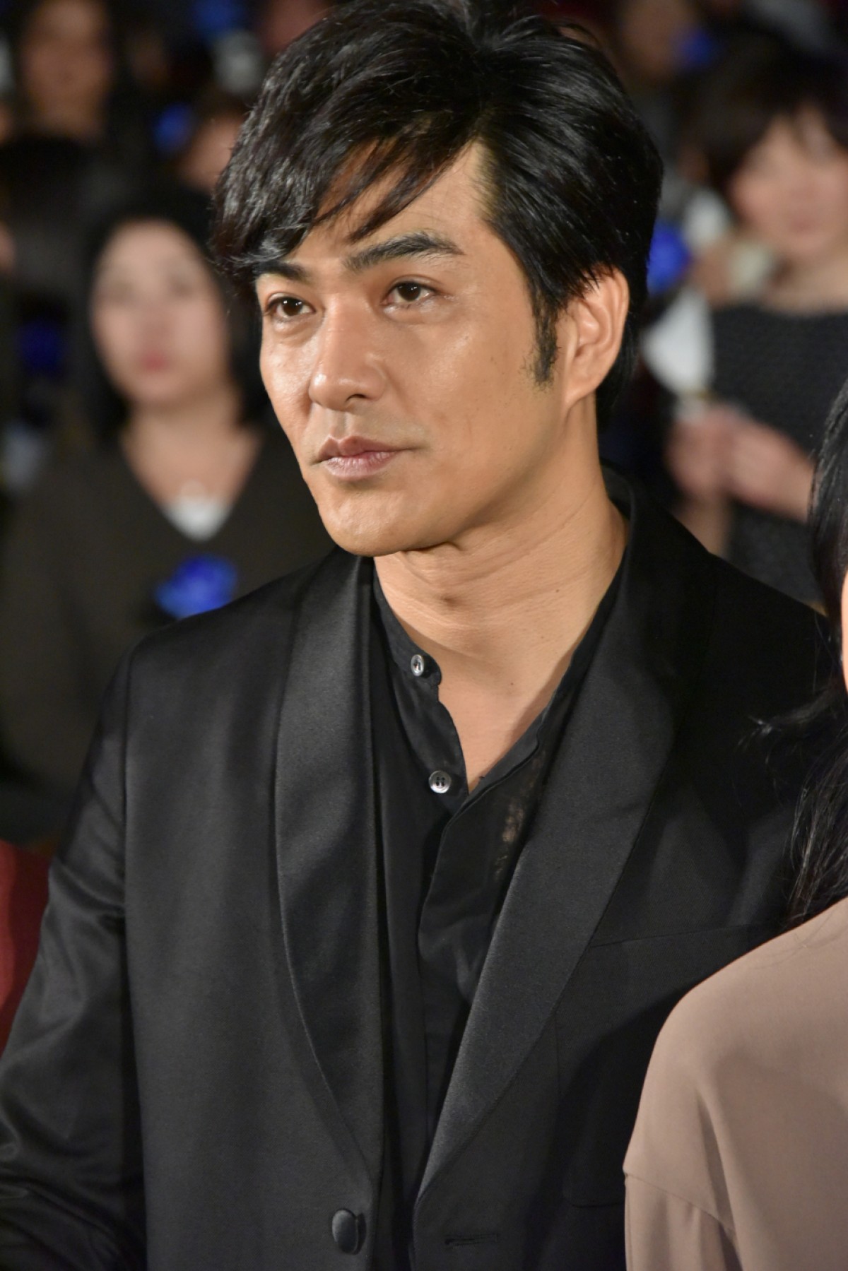 佐藤健、“笑顔”が苦手？「僕、あんまり笑わなくて…」土屋太鳳のフォローに照れる