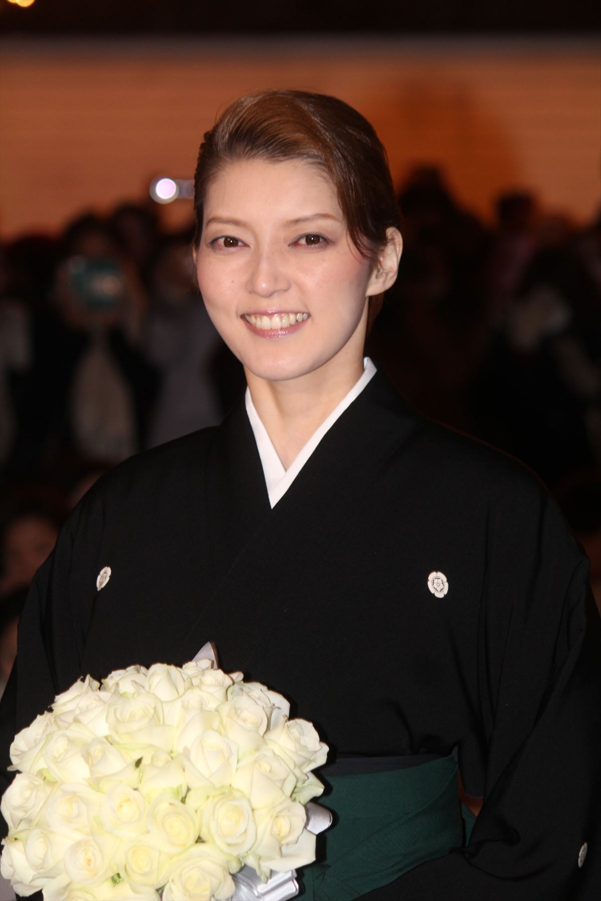 朝夏まなと、自分自身に「“おつかれぃっ！”っていう感じ」爽やかに宝塚・宙組を退団