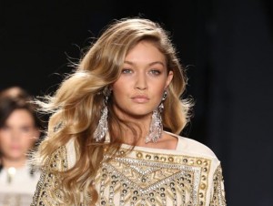 中国での「ヴィクトリアズ・シークレット」ショーに参加しないことを明らかにしたジジ・ハディッド